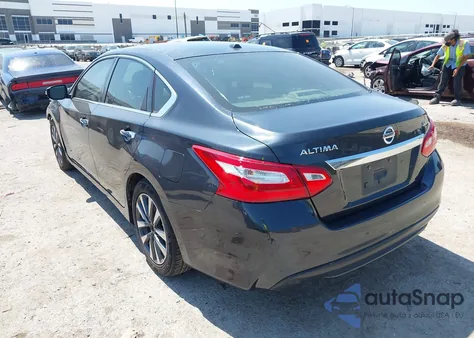 2016 Nissan Altima 2.5/2.5 S/2.5 Sl/2.5 Sr/2.5 Sv z USA, uszkodzony, nr VIN 1N4AL3AP2GC201857